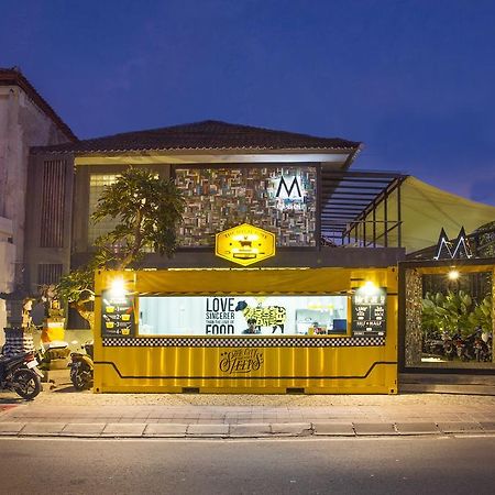 M Boutique Hostel Seminyak Buitenkant foto