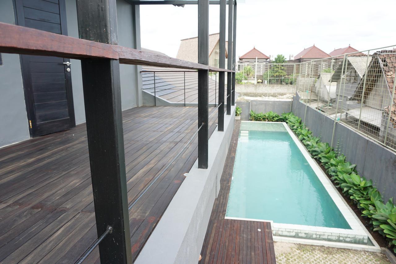 M Boutique Hostel Seminyak Buitenkant foto
